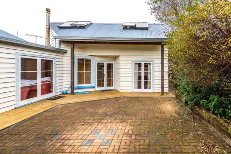 Photo of property in 4 Woodbine Avenue, Greenlane, Auckland, 1051