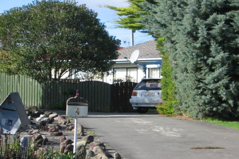 Photo of property in 4 Bevan Place, Cloverlea, Palmerston North, 4412