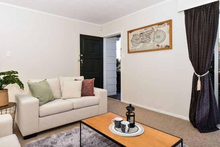 Photo of property in 12 Katherine Place, Melville, Hamilton, 3206