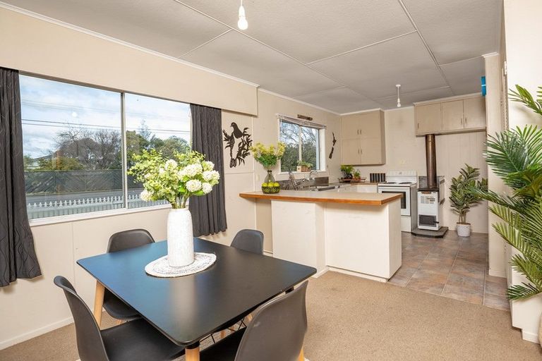 Photo of property in 404 High Street South, Carterton, 5713