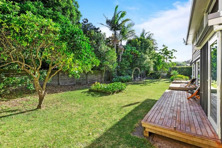 Photo of property in 6 Mckenzie Avenue, Arkles Bay, Whangaparaoa, 0932