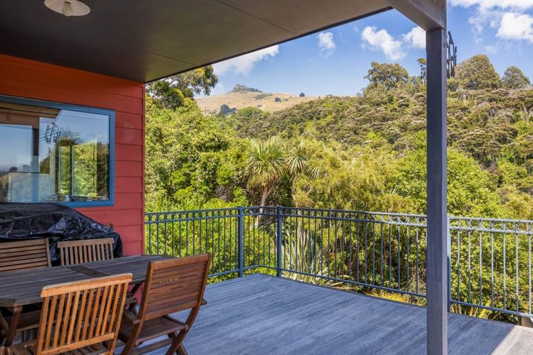 Photo of property in 209 Middle Road, Pigeon Bay, 7583