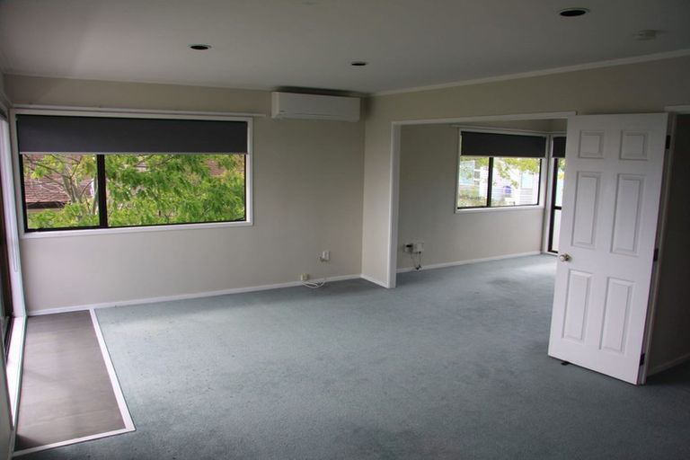 Photo of property in 1/60 Penzance Road, Mairangi Bay, Auckland, 0630