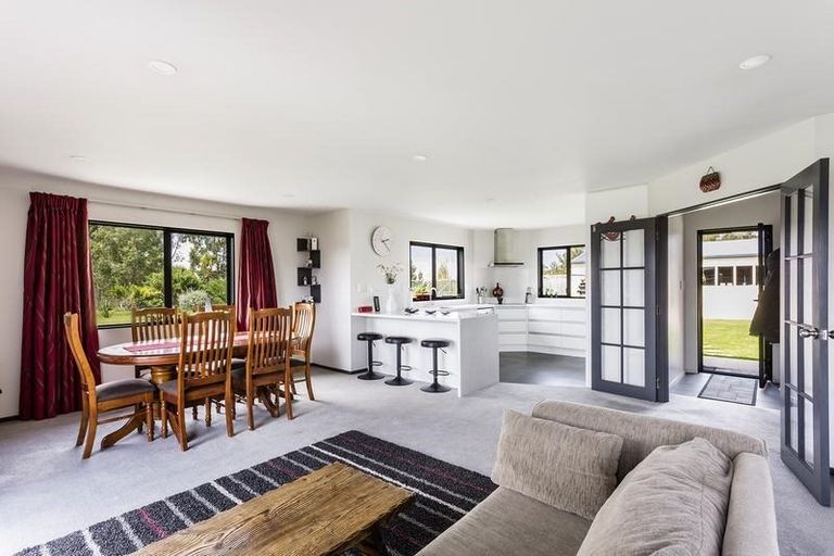 Photo of property in 110 Green Island Bush Road, Blackhead, Dunedin, 9076