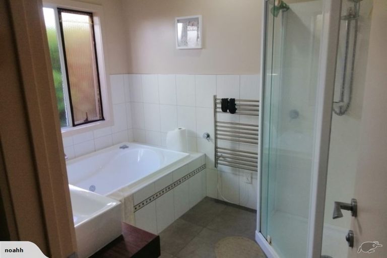 Photo of property in 68 Rochfort Road, Havelock North, 4130