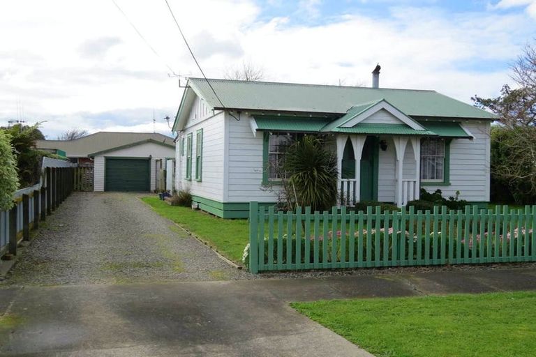 Photo of property in 14 Carlisle Street, Milson, Palmerston North, 4414