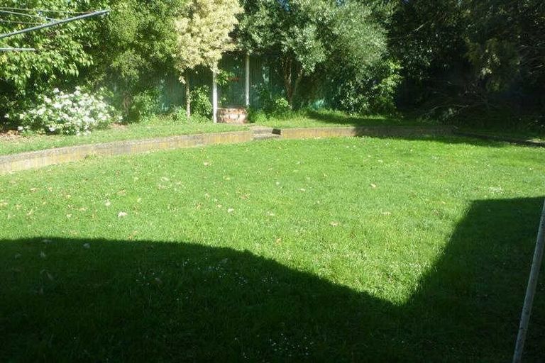 Photo of property in 59 Main North Road, Woodend, 7610