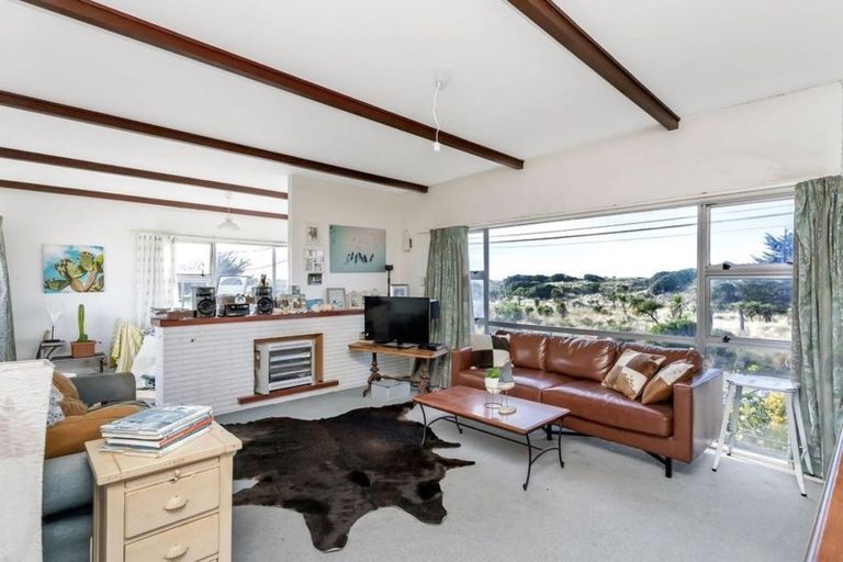 Photo of property in 361 Marine Parade, New Brighton, Christchurch, 8061