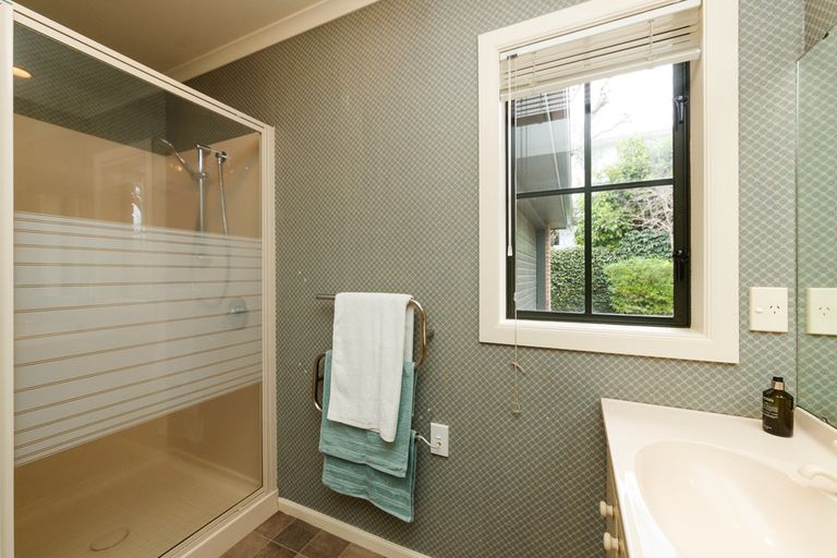 Photo of property in 20a Manson Street, Terrace End, Palmerston North, 4410