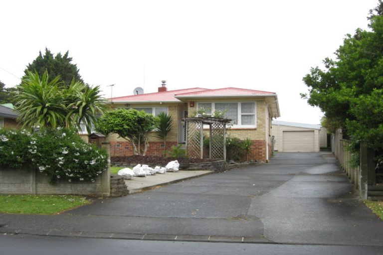 Photo of property in 24 Rosehill Drive, Rosehill, Papakura, 2113