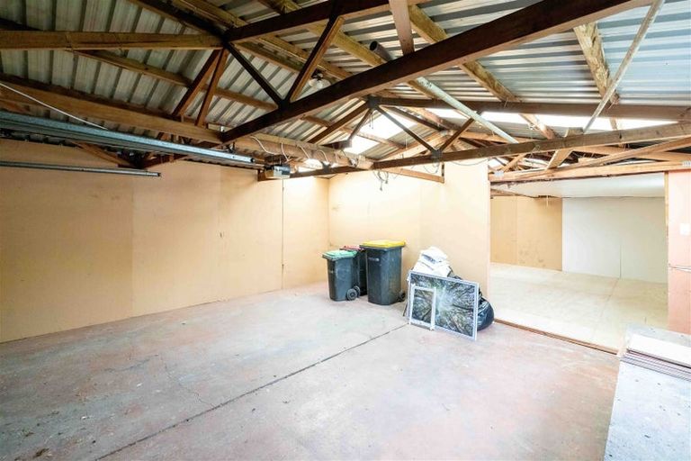 Photo of property in 100 Saint Johns Street, Woolston, Christchurch, 8062