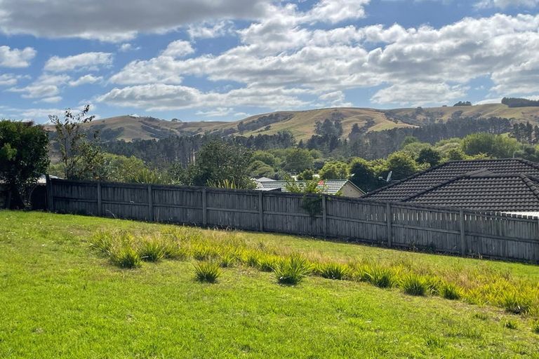 Photo of property in 12 Te Kauri Place, Helensville, 0800