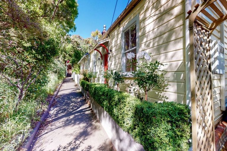 Photo of property in 204 Sydney Street West, Thorndon, Wellington, 6011