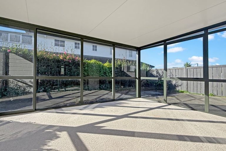 Photo of property in 36 Easton Way, Levin, 5510