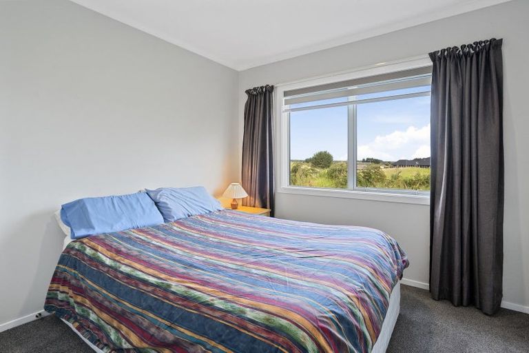 Photo of property in 5 Te Ariki Drive, Waitarere, Levin, 5510