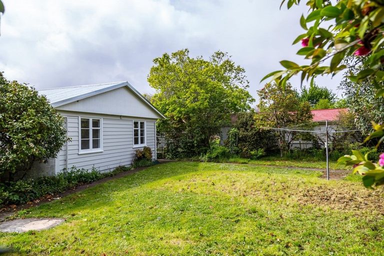 Photo of property in 15 Coddington Crescent, Masterton, 5810