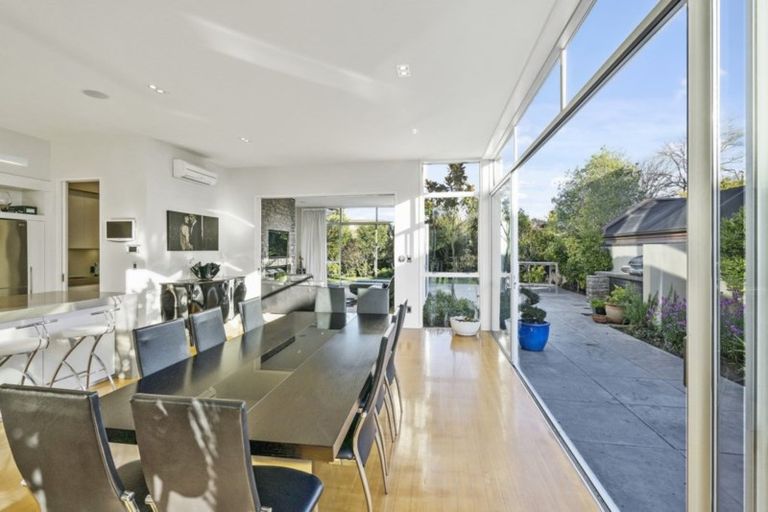 Photo of property in 8 Royds Street, Fendalton, Christchurch, 8014