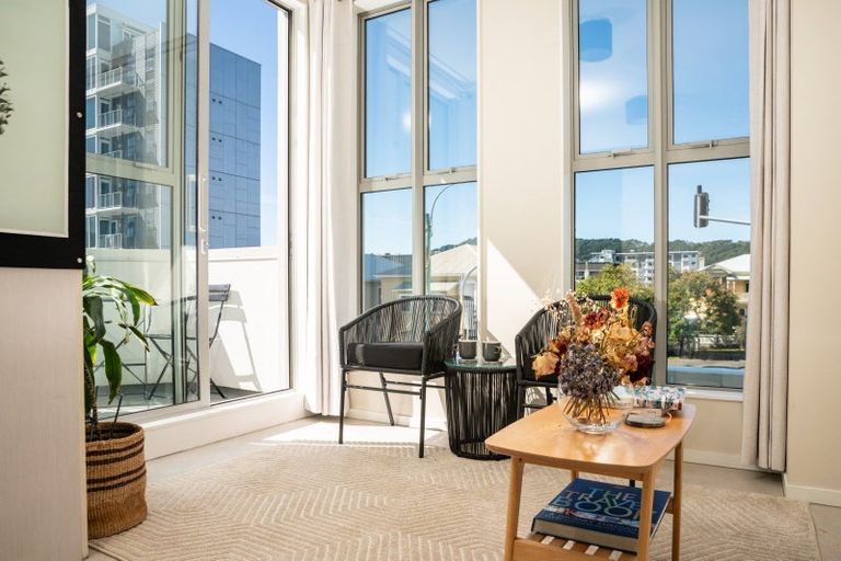 Photo of property in 31 Karo Drive, Te Aro, Wellington, 6011