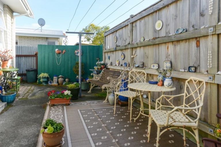 Photo of property in 2/1 Shamrock Street, Napier South, Napier, 4110