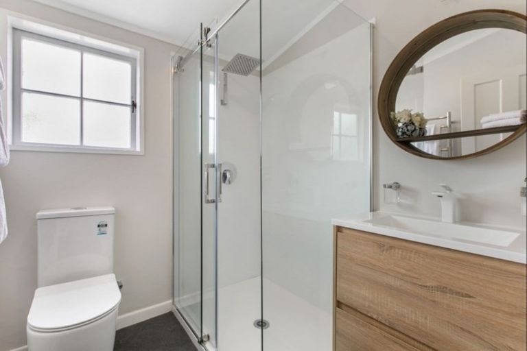 Photo of property in 18 Woodlyn Drive, Karaka, Drury, 2578