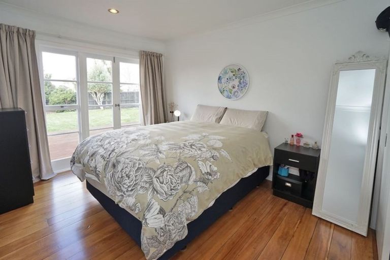 Photo of property in 9 Armitage Place, Fairfield, Hamilton, 3214