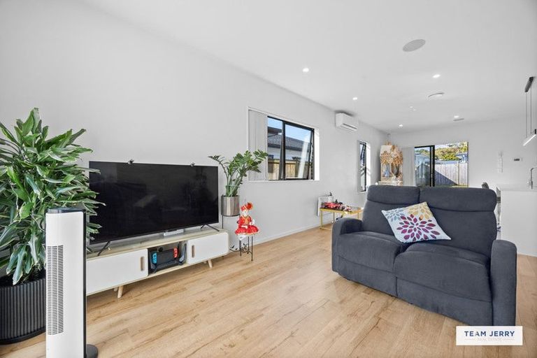 Photo of property in 25 Perkins Street, Papakura, 2110