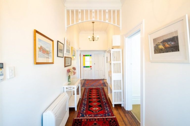 Photo of property in 12 Meeanee Quay, Westshore, Napier, 4110