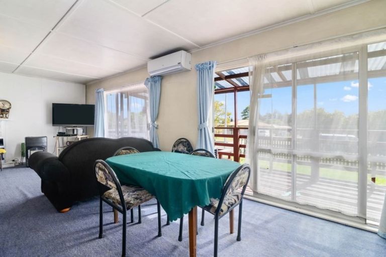 Photo of property in 24 Bellingham Crescent, Fordlands, Rotorua, 3015