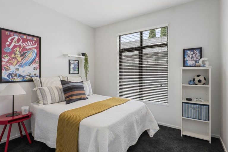 Photo of property in 48 Office Road, Merivale, Christchurch, 8014