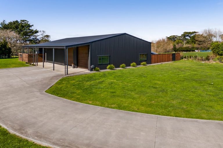 Photo of property in 24 Mahoetahi Road, Sentry Hill, Waitara, 4382