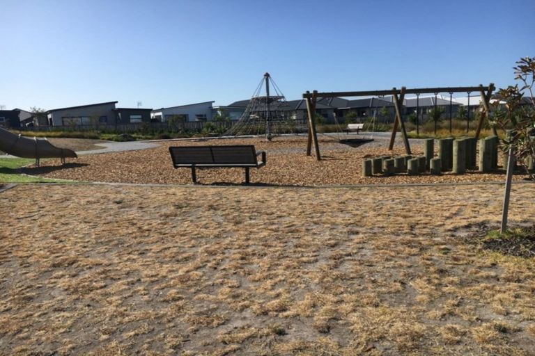 Photo of property in 49 Hills View Drive, Papamoa, 3118