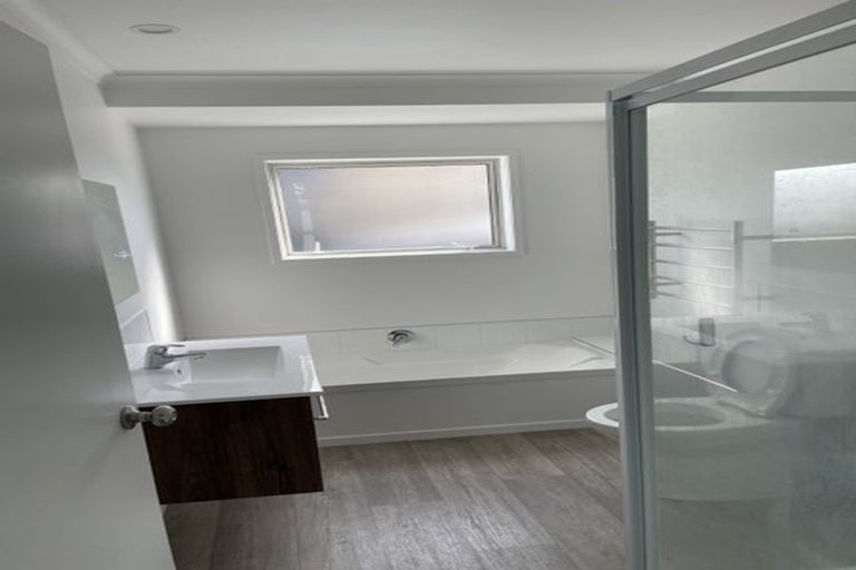 Photo of property in 1 Aurora Avenue, Welcome Bay, Tauranga, 3112