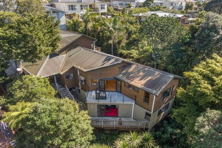 Photo of property in 24a Seaview Avenue, Northcote, Auckland, 0627