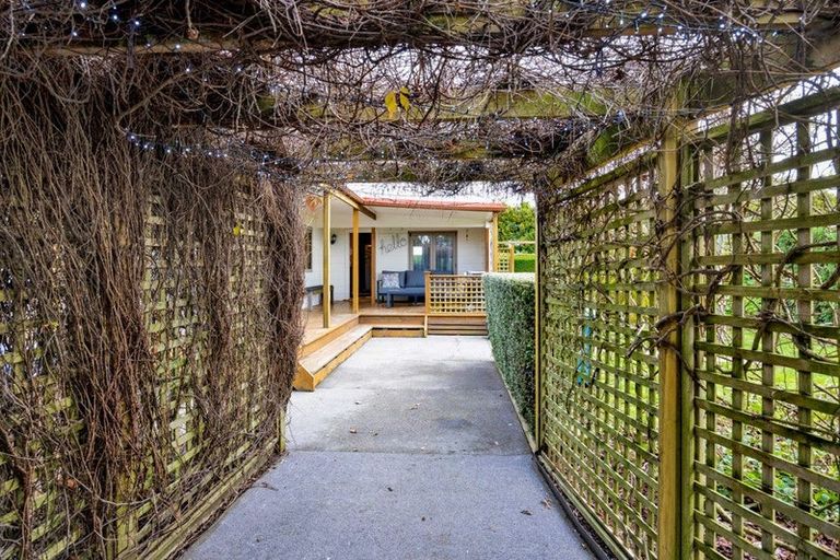 Photo of property in 357 Katene Road, Normanby, Hawera, 4675