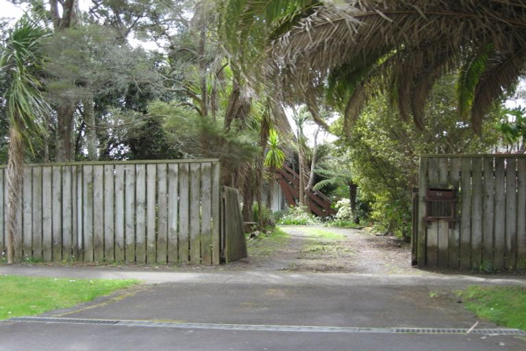 Photo of property in 34 Ferry Parade, Herald Island, Auckland, 0618
