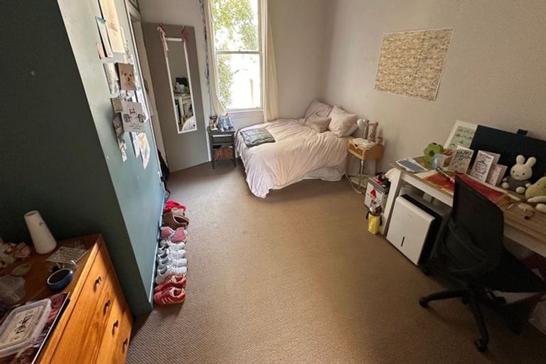 Photo of property in 47 Aurora Terrace, Kelburn, Wellington, 6012