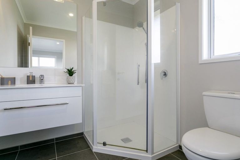 Photo of property in 304 Tauhara Ridge Drive, Richmond Heights, Taupo, 3330