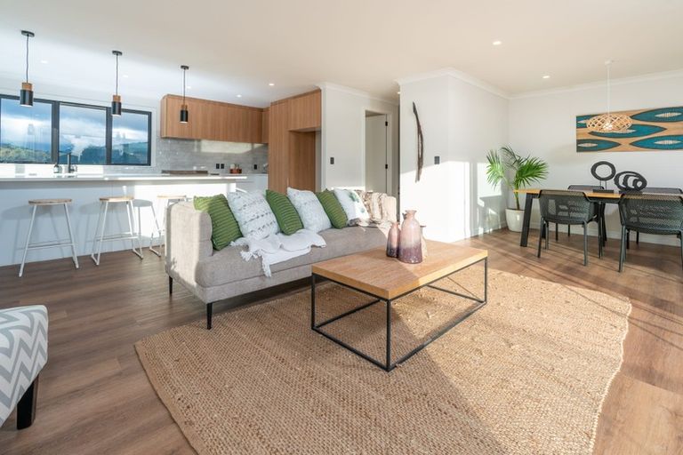 Photo of property in 129a Matatua Road, Raumati Beach, Paraparaumu, 5032