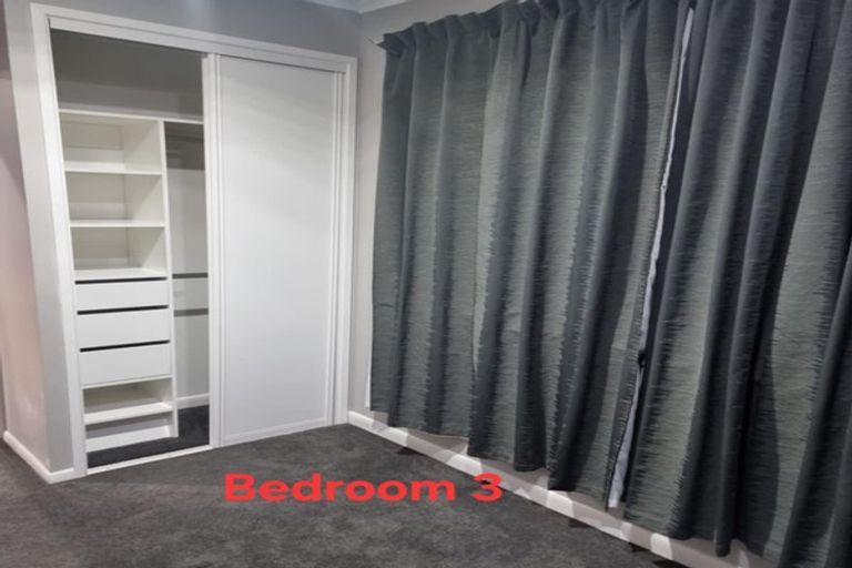 Photo of property in 121 Woodglen Road, Glen Eden, Auckland, 0602