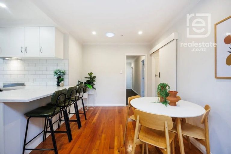 Photo of property in 7 Stirling Crescent, Hokowhitu, Palmerston North, 4410