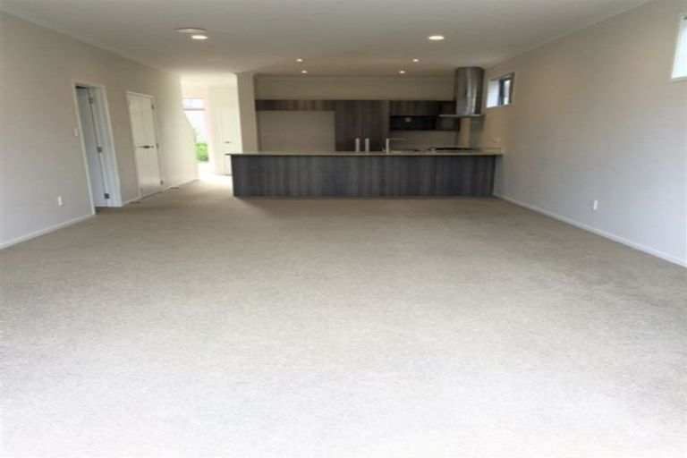 Photo of property in 5 Harvard Place, Albany, Auckland, 0632