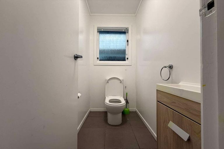 Photo of property in 16 Mission Street, Waterloo, Lower Hutt, 5011