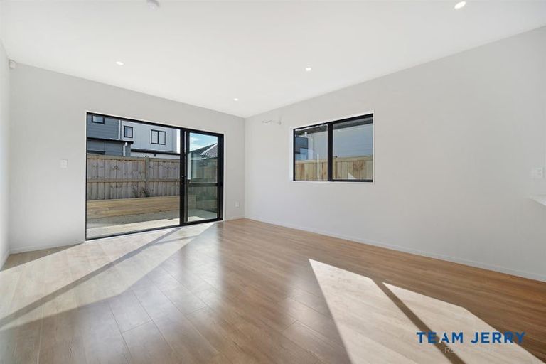 Photo of property in 27 Huringa Road, Karaka, Papakura, 2113