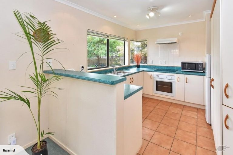 Photo of property in 14 Woodcroft Way, Pukekohe, 2120