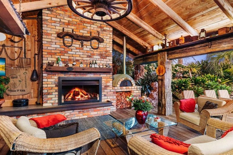 Photo of property in 632 Kara Road, Kokopu, Whangarei, 0179