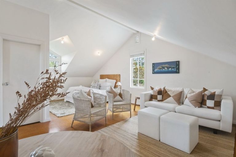 Photo of property in 79 Hinemoa Street, Birkenhead, Auckland, 0626