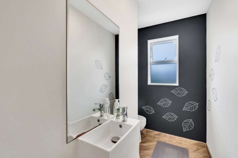 Photo of property in 141 Alec Craig Way, Gulf Harbour, Whangaparaoa, 0930