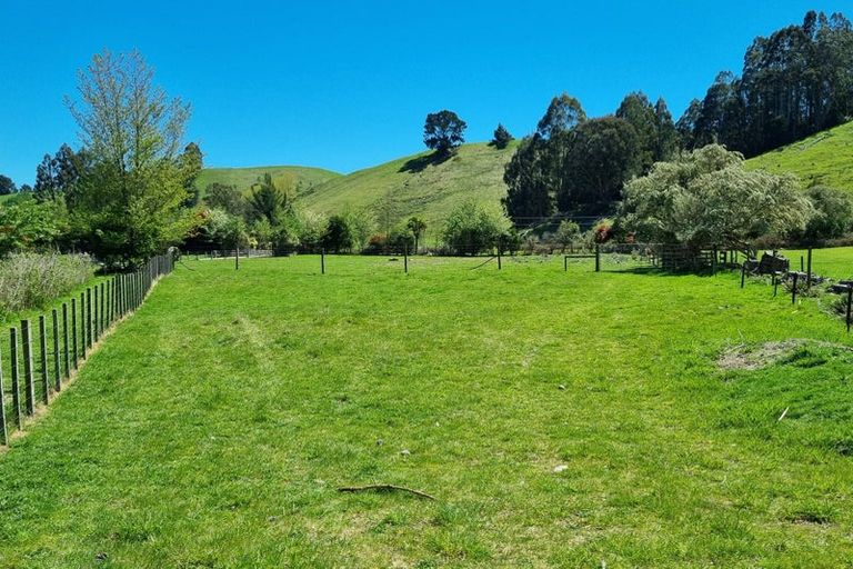 Photo of property in 299 Whangamata Road, Kinloch, Taupo, 3377