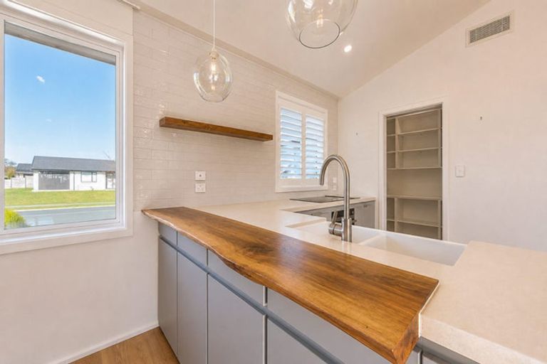 Photo of property in 8 Peakedale Drive, Matamata, 3400
