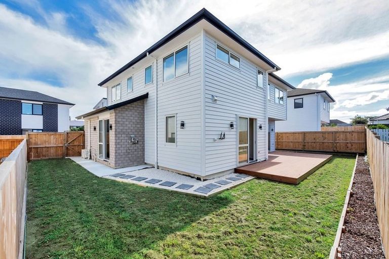 Photo of property in 116b Hepburn Road, Glendene, Auckland, 0602